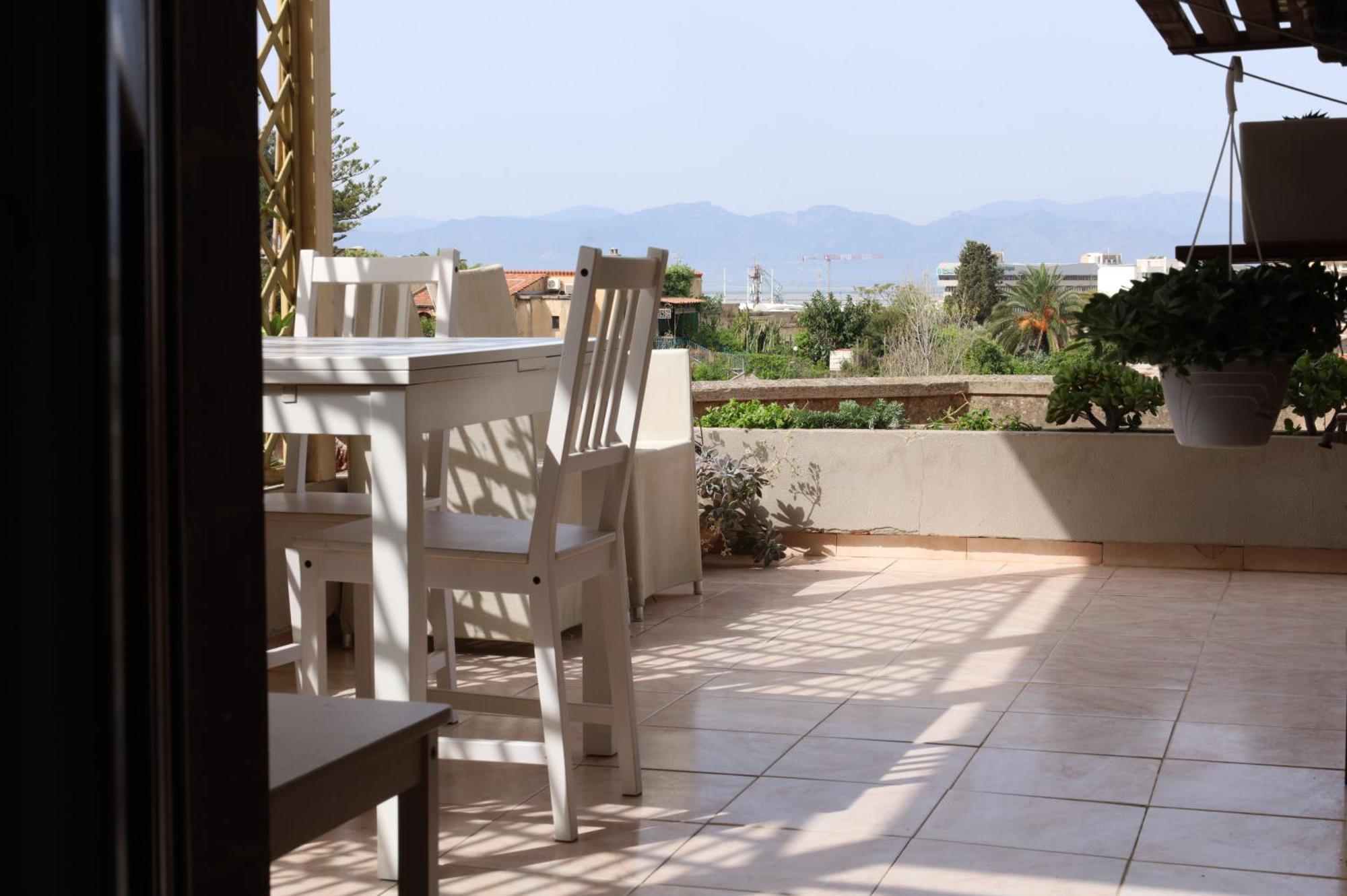 Apartmán Jitaku Maine Cagliari Exteriér fotografie